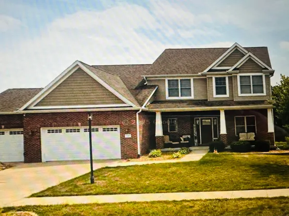 1748 Kingsbury Rd, Washington, IL 61571