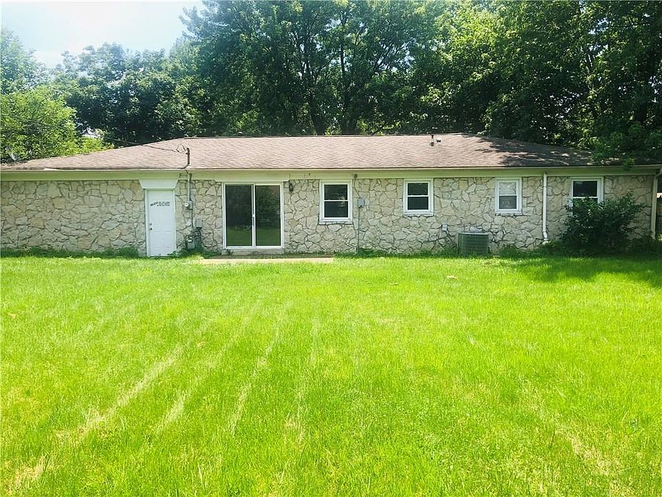 2nd image of 226 Avalon Dr