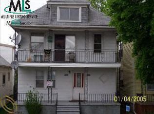 4415 Garvin St, Hamtramck, MI 48212