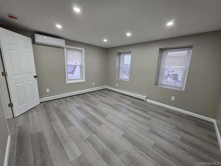 269 Willis Ave #N — Photo 4