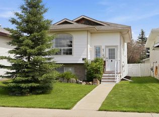 19 W Ralston Cres, Red Deer, AB T4P3Y5