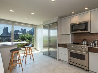 357 Commercial St APT 720, Boston, MA 02109