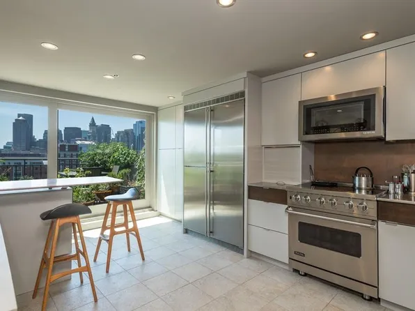 357 Commercial St APT 720, Boston, MA 02109
