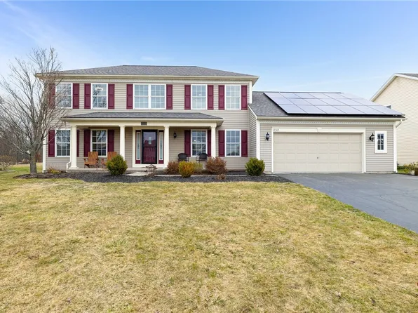832 Bannerwood Dr, Ontario, NY 14519