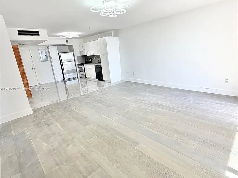 9273 Collins Ave #811 — Photo 3