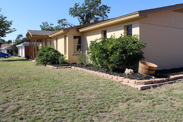 1st image of 3328 Providence Dr
