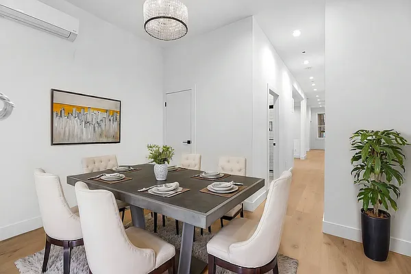 Rented by REAL New York | media 8