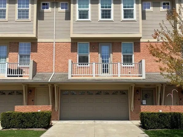 56629 Long Island Dr S, Utica, MI 48316