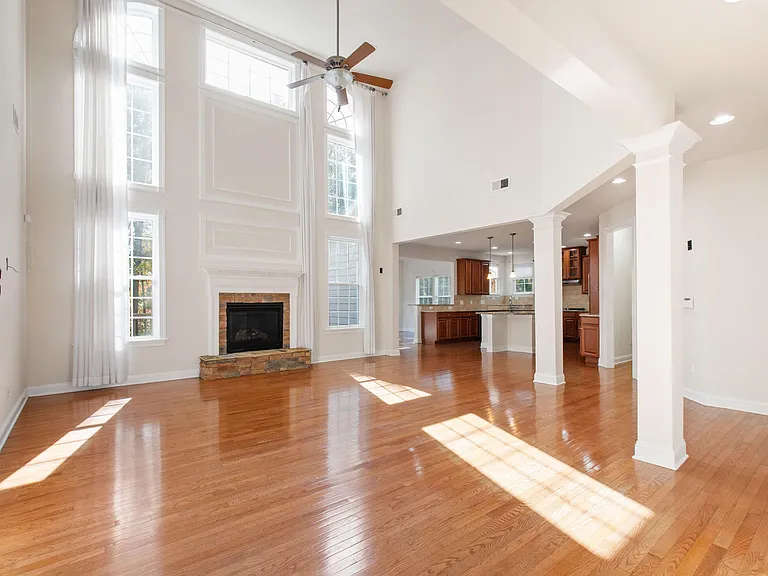2707 Abruzzo Dr — Photo 11