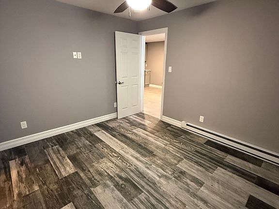 5th image of 33 Hart Ave APT 1