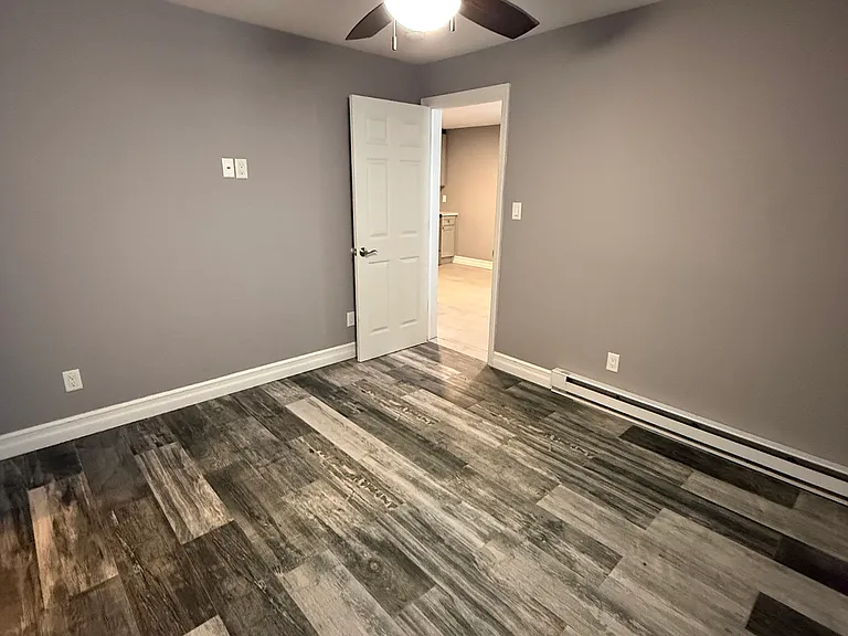 33 Hart Ave #1 — Photo 5