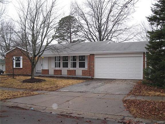 2nd image of 14517 Foxford Ct