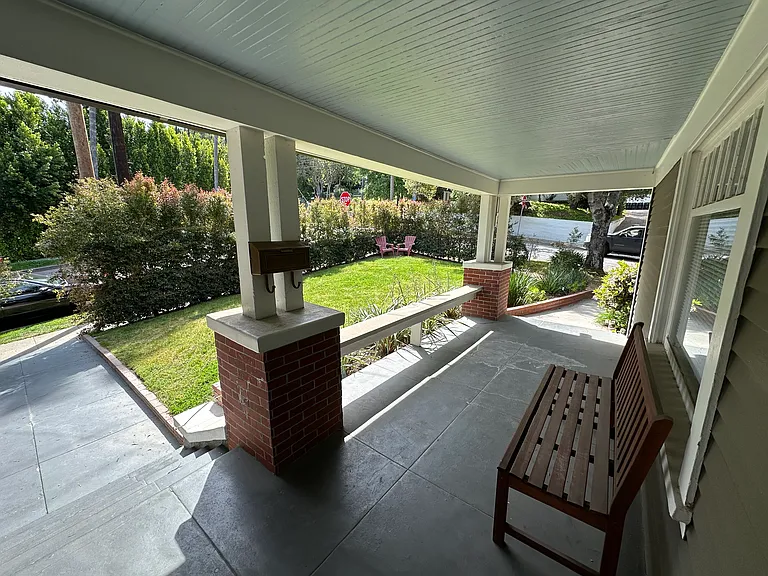 1293 Boynton St — Photo 6