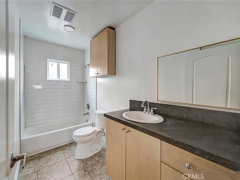 6735 Elmer Ave #9 — Photo 21
