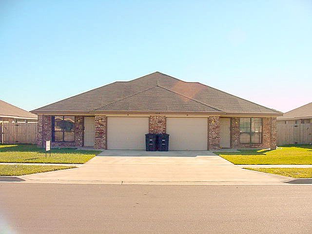 1st image of 1305 Nicholas Cir APT B