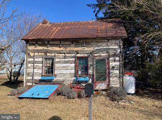 850 Pine Grove Rd, Hanover, PA 17331