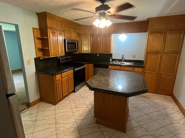10060 Persimmon Grove Pike, Alexandria, KY 41001