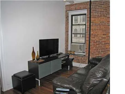 Rented by Fenwick Keats Real Estate | media 5