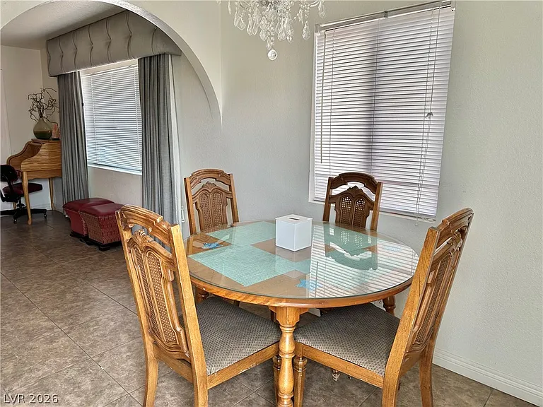 4317 W Oakey Blvd — Photo 8