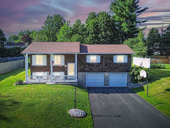 2nd image of 20 Clarion Dr