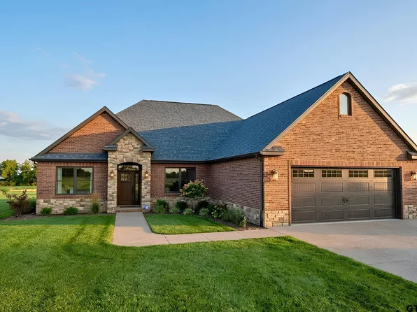 1612 Courtland Ln, Lindale, TX 75771