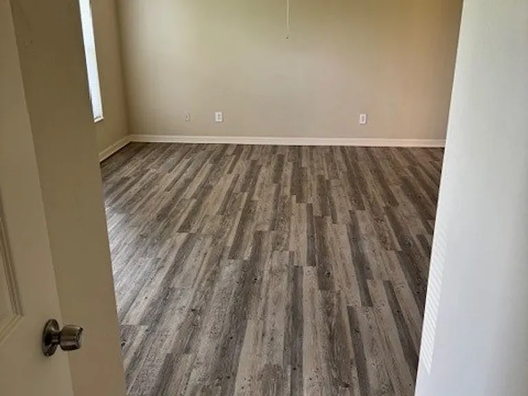 1017 NW 24th Ave — Photo 28