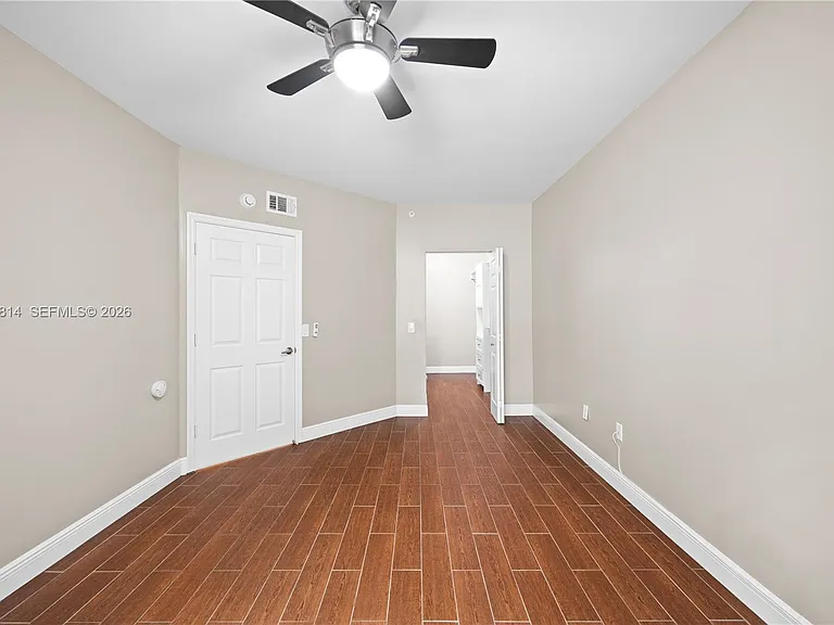 3102 Tuscany Way #3102 — Photo 9