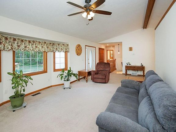 11663 saddler rd-105