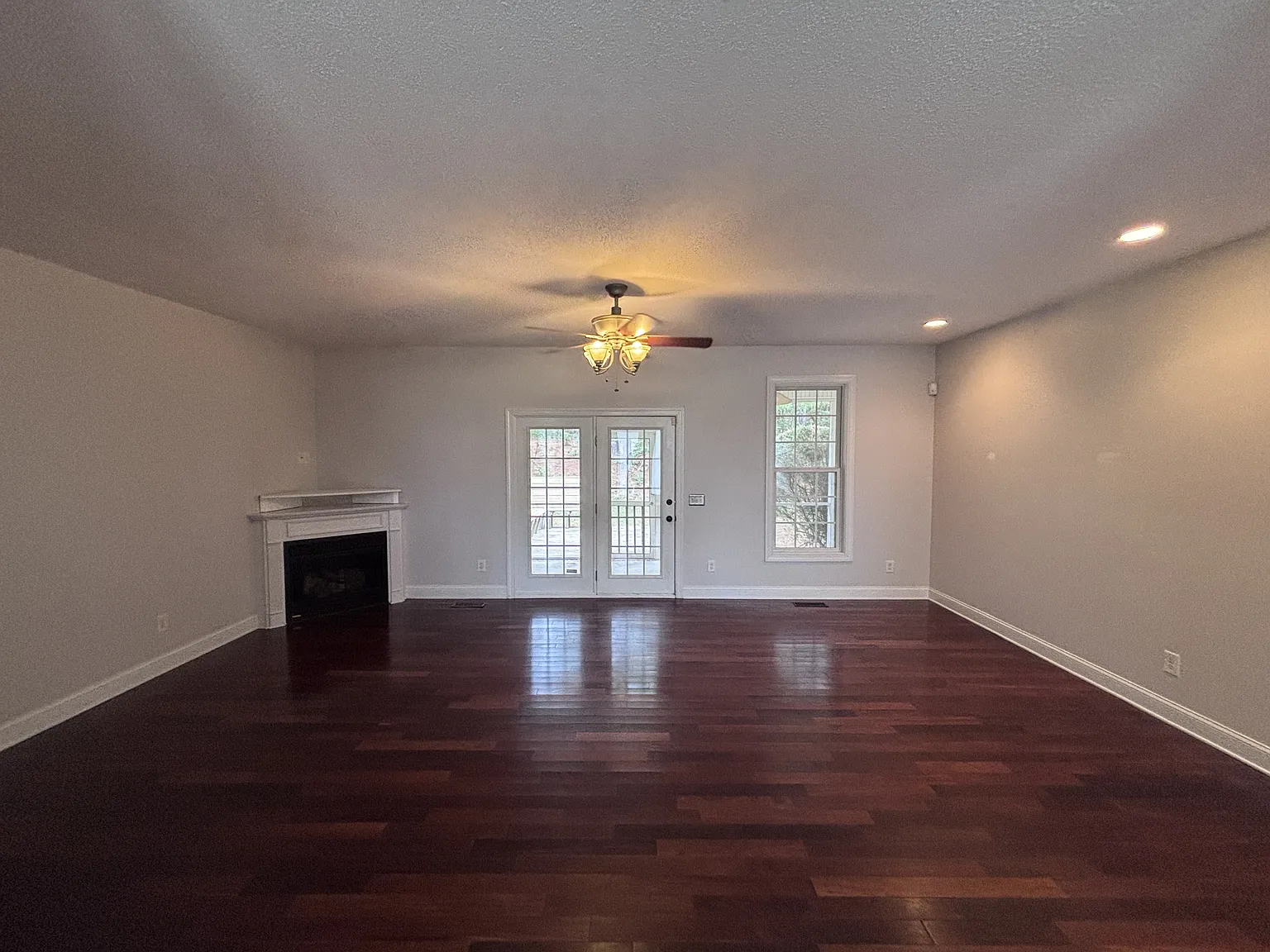 305 Juniper Creek Blvd - 1 — Photo 2