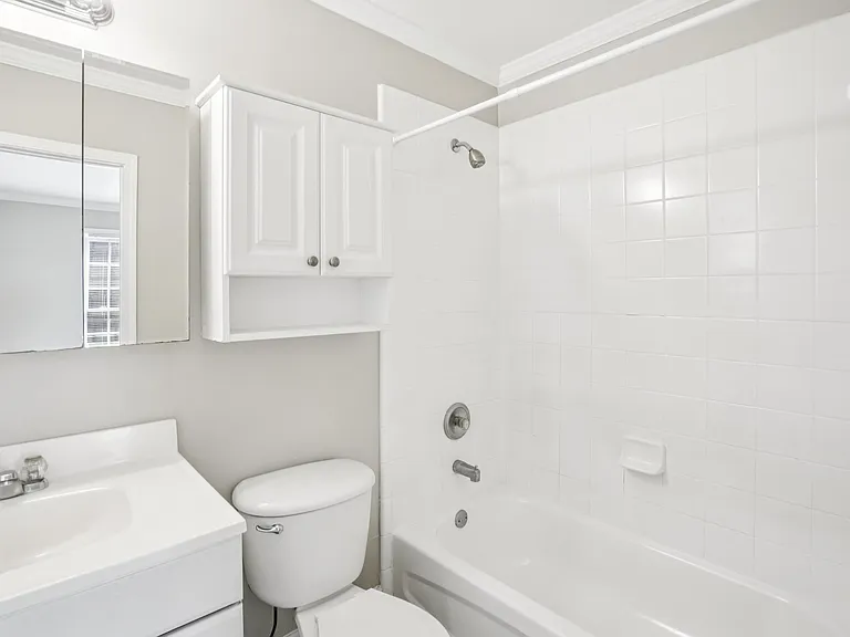 Buckhead Townhomes and Gardens — Photo 44