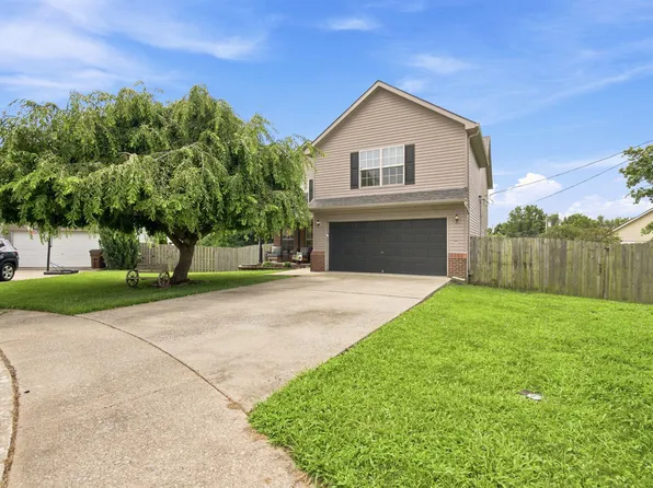 404 E Ridge Dr, Nicholasville, KY 40356