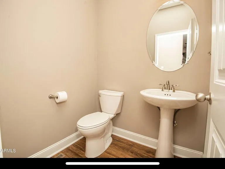 1608 Silver Spur Ln — Photo 9