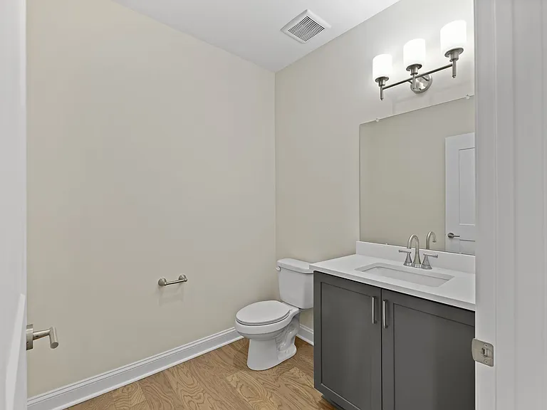 5233 Highpointe Lakes Dr #401 — Photo 13