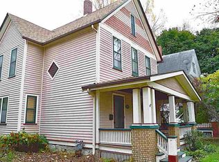 921 21st St, Rock Island, IL