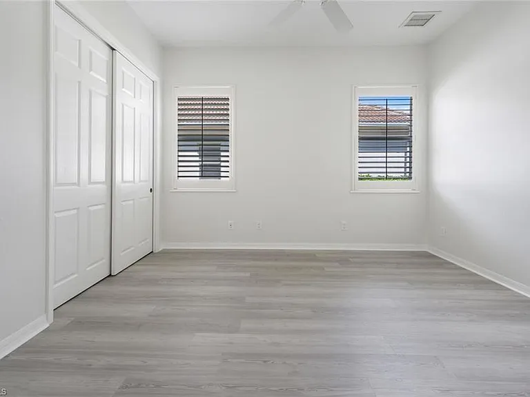 10800 Fieldfair Dr — Photo 14