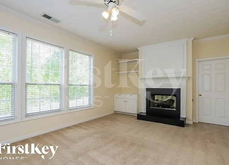 3526 Butler Springs Trce NW — Photo 2
