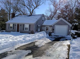 58 Gillan Ave, Warwick, RI 02886