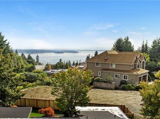 12030 87th Ave NE, Kirkland, WA 98034