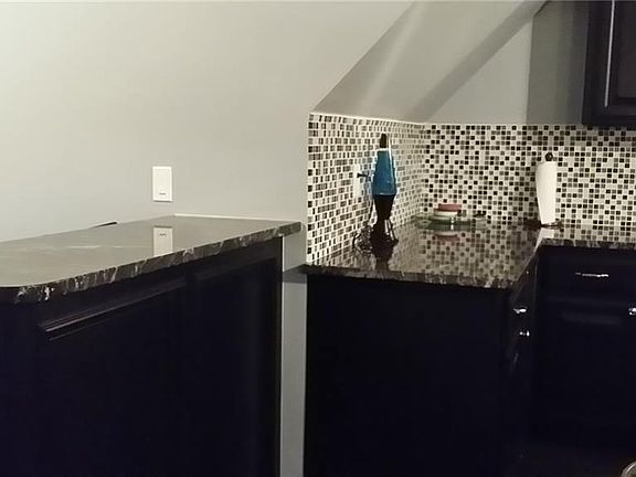 5th image of 3005 Monica Ln