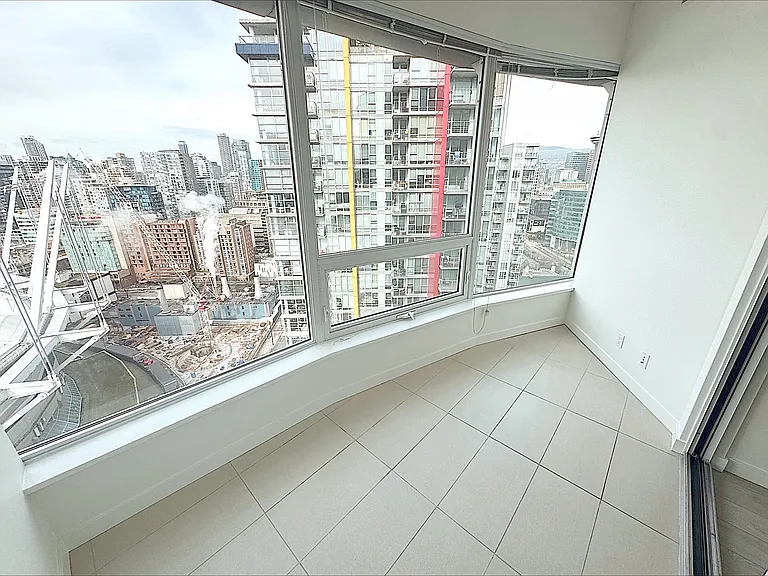 97 W Georgia St #2119 — Photo 9