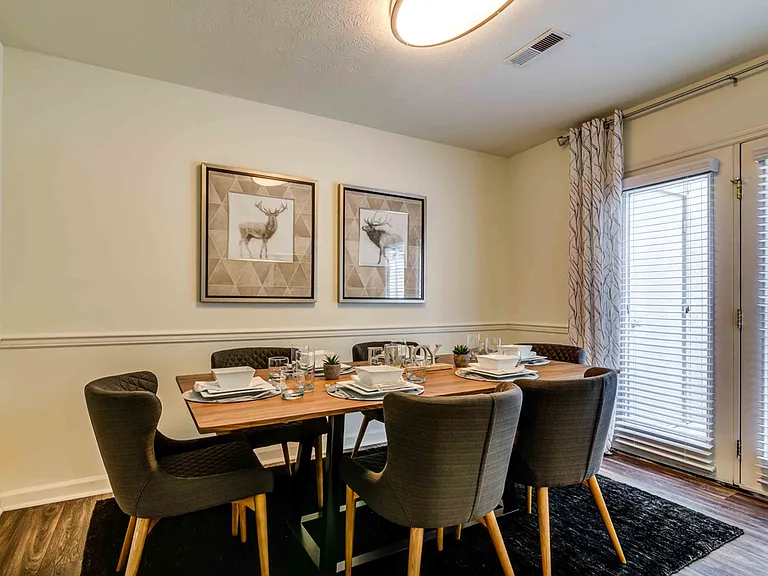 Eagle Pointe Apartment Homes — Photo 16