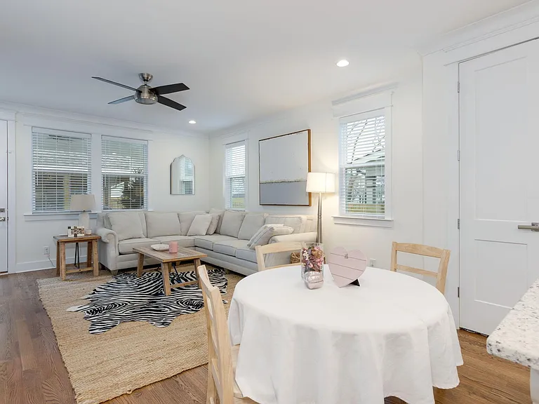 6108 California Ave — Photo 10