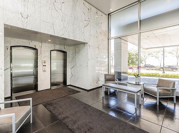 3rd image of 1300 N Lake Shore Dr APT 9C