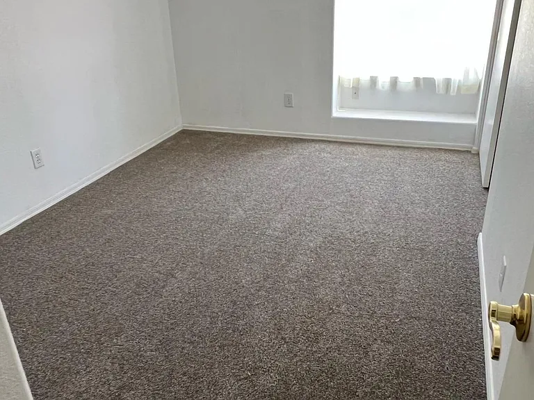 8 W Marco Polo Rd — Photo 8