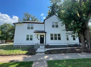 701 SW 5th St #1, Topeka, KS 66603