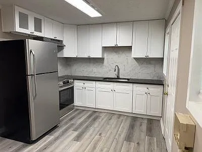 355 Fairview Ave #4 — Photo 1