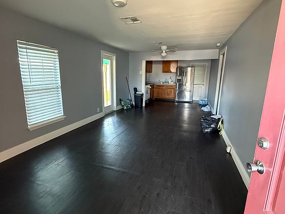 Open Space Living Room & Kitchen