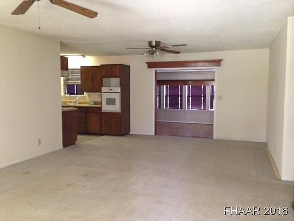 3rd image of 28 Snell Dr