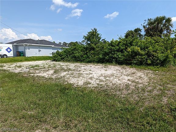 4th image of 1020 NE 36th Ter