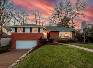 120 Crestvue Manor Dr, Pittsburgh, PA 15228